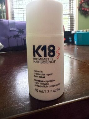 Biomimetic Hairscience Leave-In Molecular Repair Hair Mask